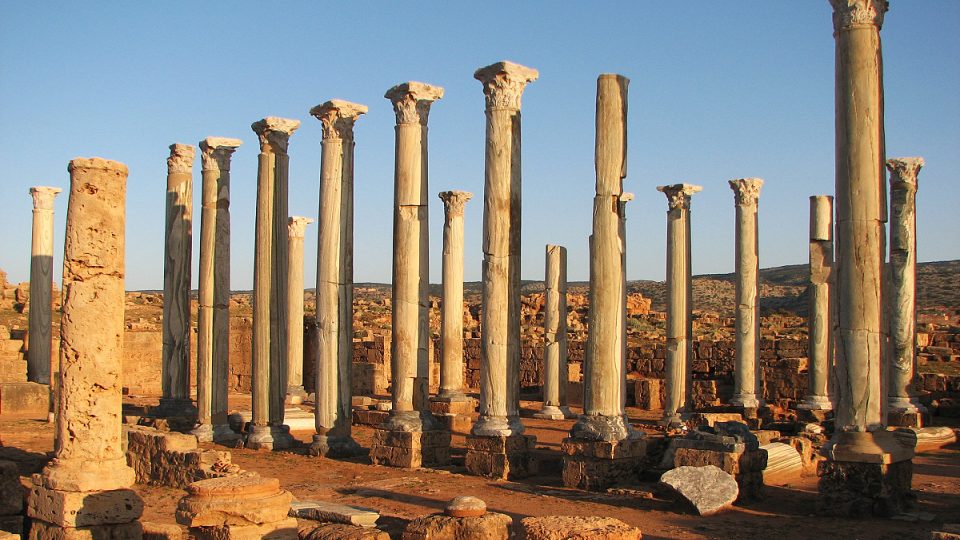 Sloupy Apolónova chrámu ve východní Libyi