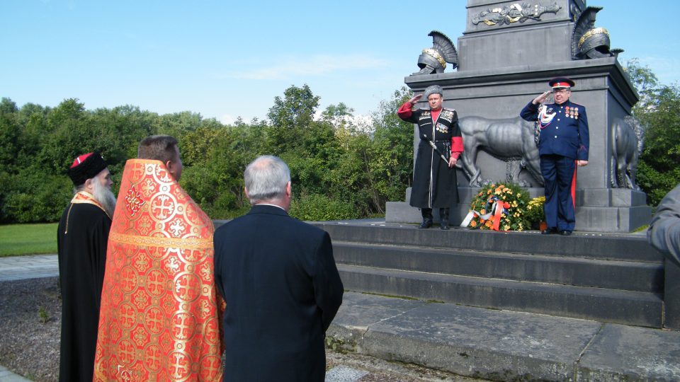 Vzpomínka na bitvu u Chlumce - ruský pomník v Přestanově