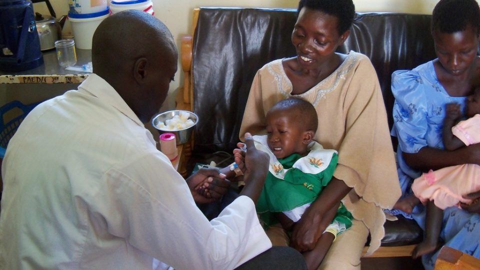 Dětská ambulance v nemocnici sv. Karla Lwangy v Ugandě