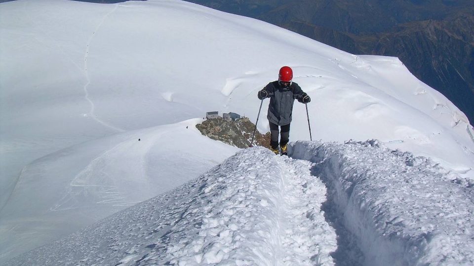 Mont Blanc láká davy zkušených i amatérských horolezců