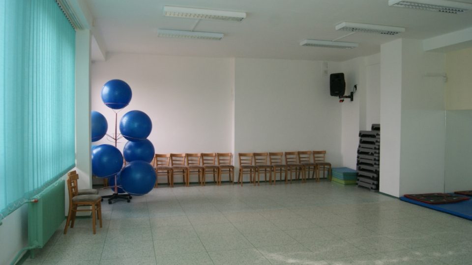Zrdcadlový taneční sál v 5. Základní škole v Mladé Boleslavi