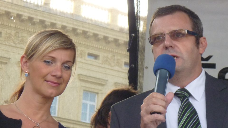 S Petrou u mikrofonu byl i další zástupce partnera koncertu Marek  Lajchman z Autonovy Brno