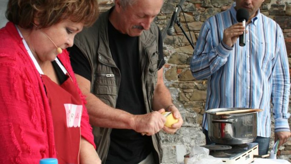 Oldřich Navrátil v Pochoutkách (2)