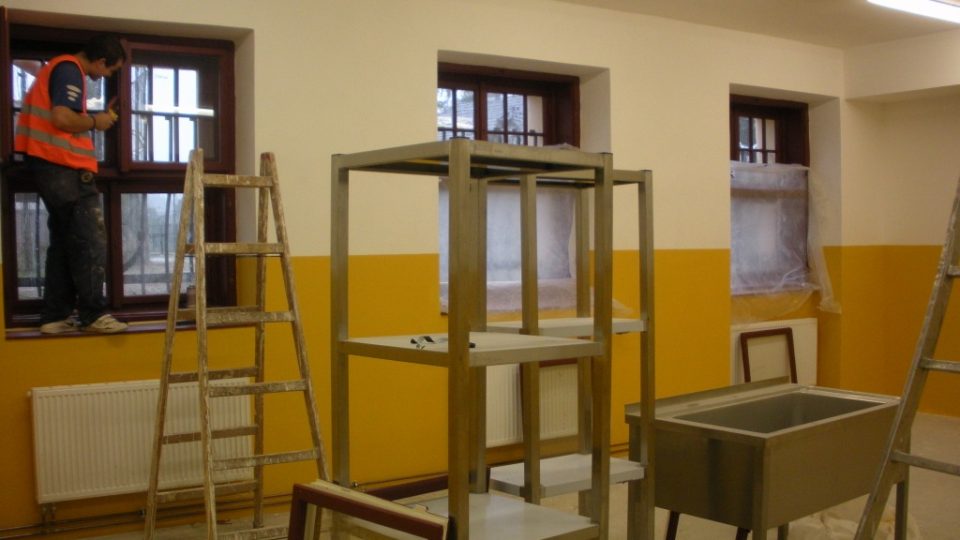 Práce v jídelně rumburského gymnázia