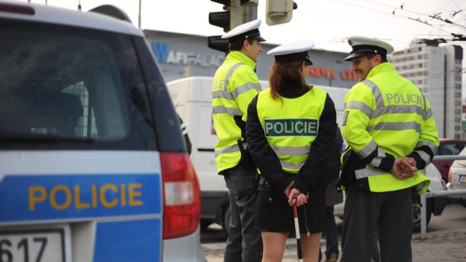 V řadách dopravní policie jsou i ženy