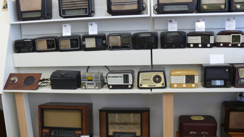 Muzeum radiopřijímačů čítá na 150 kusů