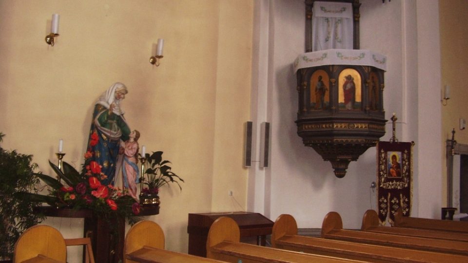 Interiér Kostela všech svatých v Rožnově pod Radhoštěm
