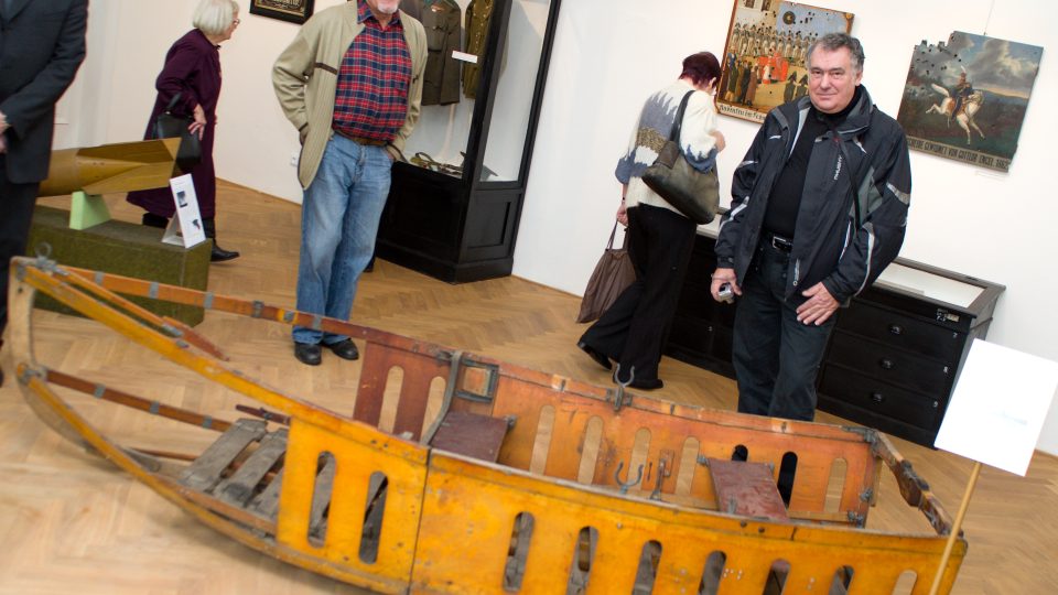Záchranný člun z německé válečné ponorky z konce 2. světové války. Muzeu ho daroval Bohumil Krivý
