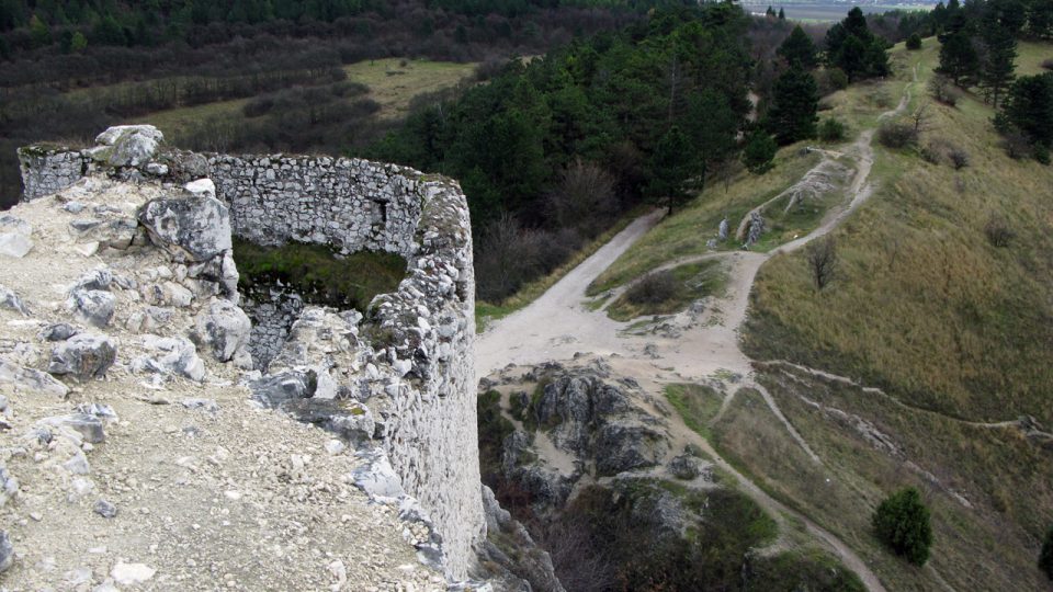 Pohled na cestu k hradu