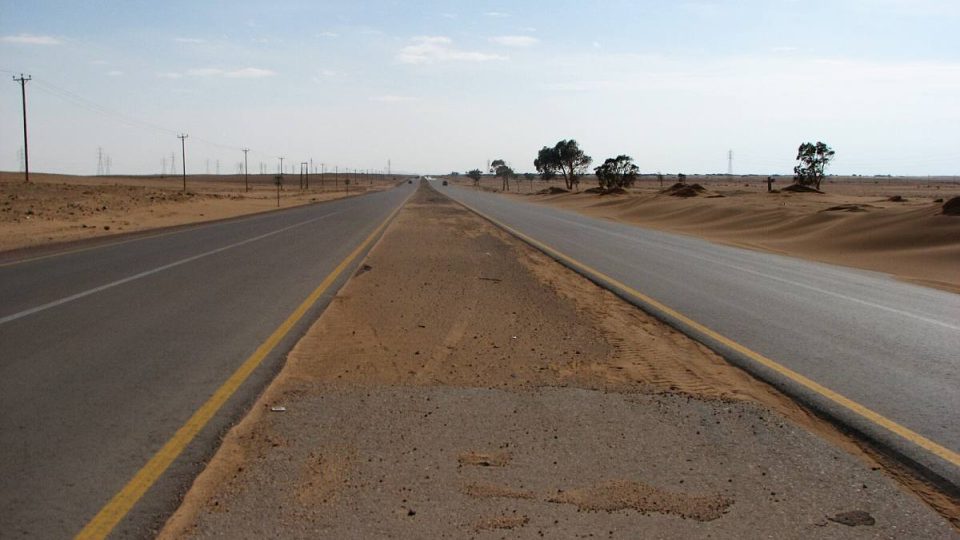 Dálnice vedoucí z Misuráty do Tripolisu zatím není určena pro běžný provoz