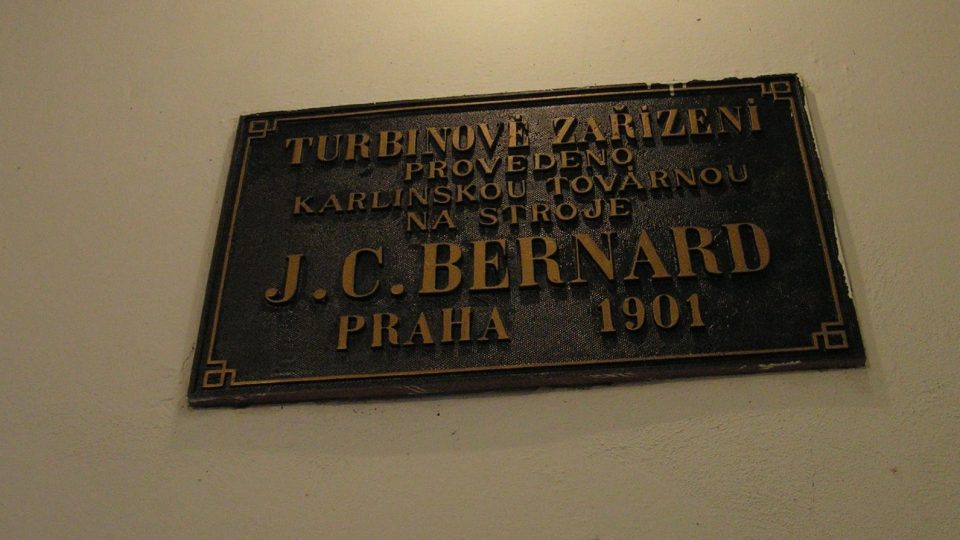 Turbinárna elektrárny.