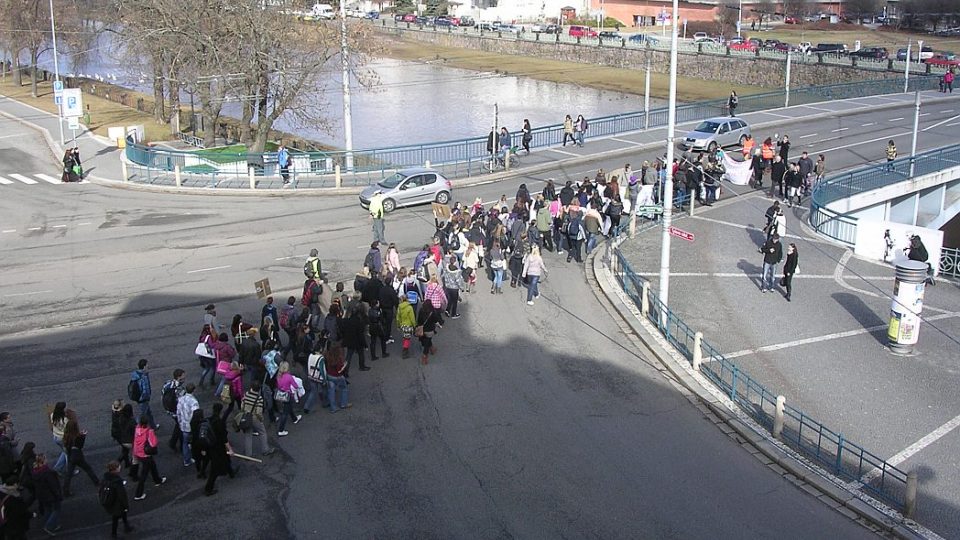 Protestní pochod studentů v Hradci Králové