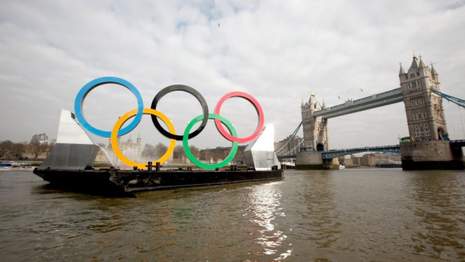 Olympijské kruhy na Temži, Londýn
