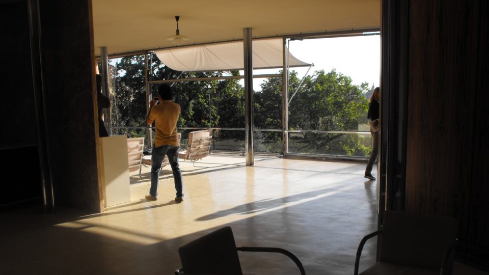 Návštěvníci mohli interiéry vily Tugendhat obdivovat až do roku 2009, pak byla kvůli rekonstrukci uzavřena