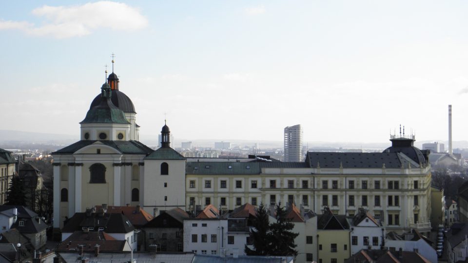 Olomoucká radnice - pohled z věže na chrám sv. Michala