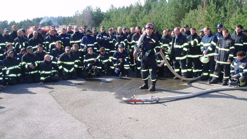Z cvičení hasičů středních Čech