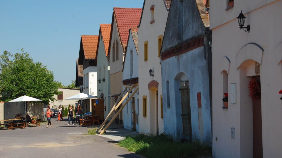 Modré sklepy v Šaldorfě na Znojemsku