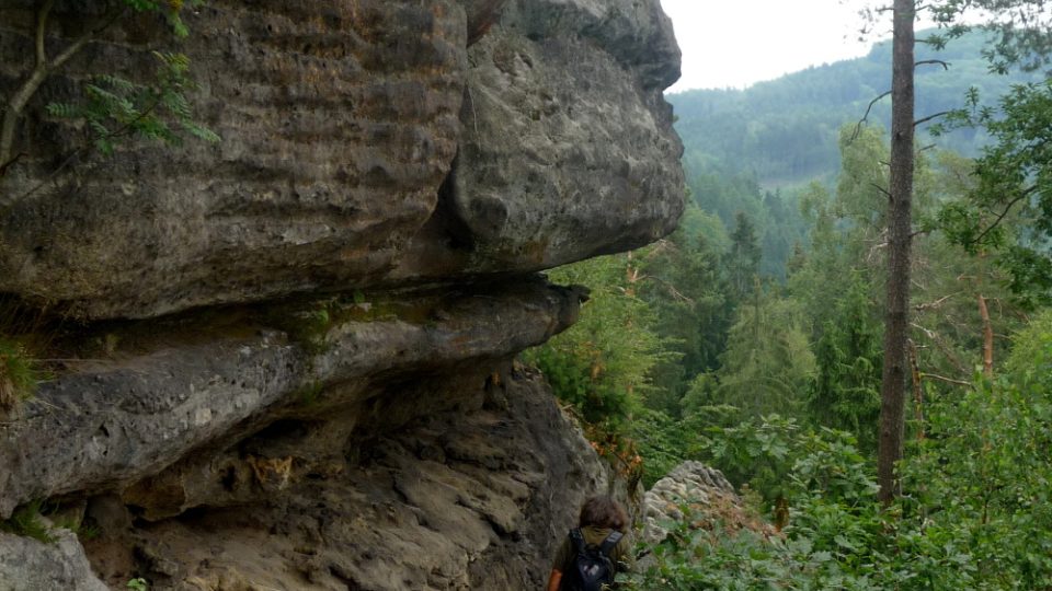 Návštěvníky Národního parku České Švýcarsko čeká na Jetřichovicku  nejedna strmá stezka