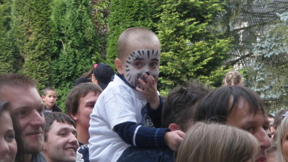 Křtiny bílých tygrů v liberecké zoo