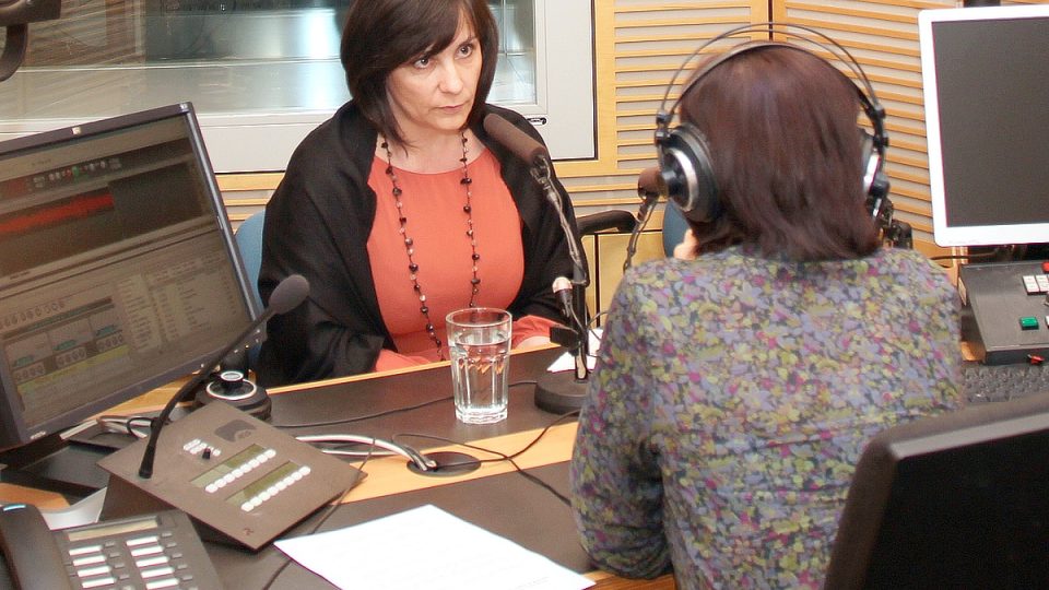 Ředitelka Národního památkového ústavu Naděžda Goryczková přijala pozvání Veroniky Sedláčkové do studia Radiožurnálu