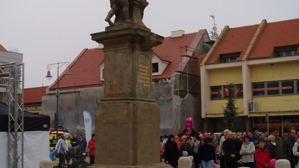 Socha Jana Nepomuckého na Masarykově náměstí v Brandýse nad Labem-Staré Boleslavi