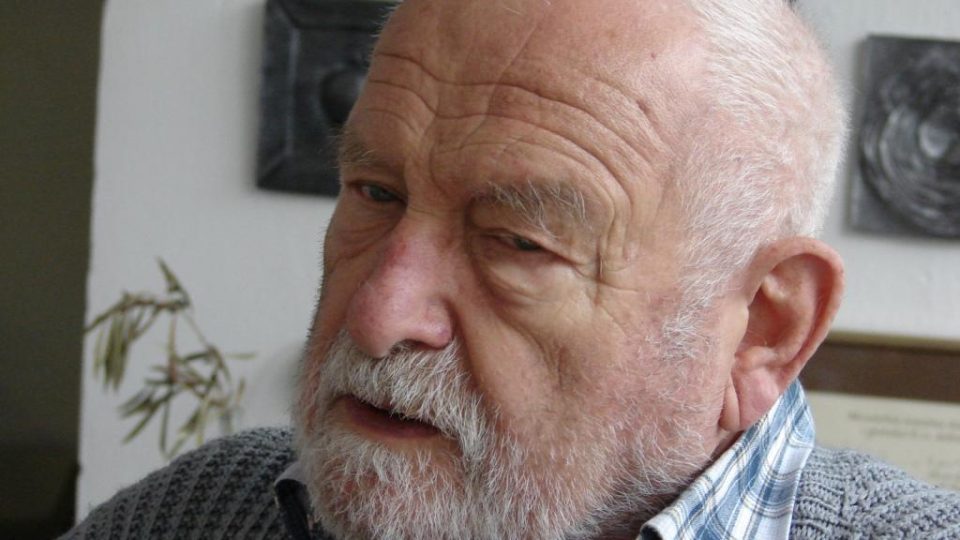 Olbram Zoubek ve svém ateléru