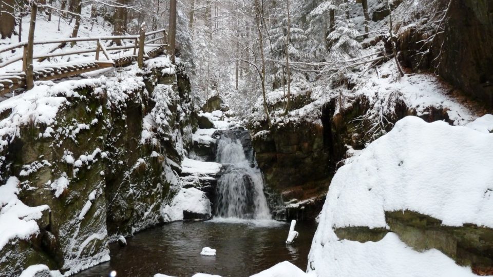 Zimní procházka - Rešovské vodopády v zimě