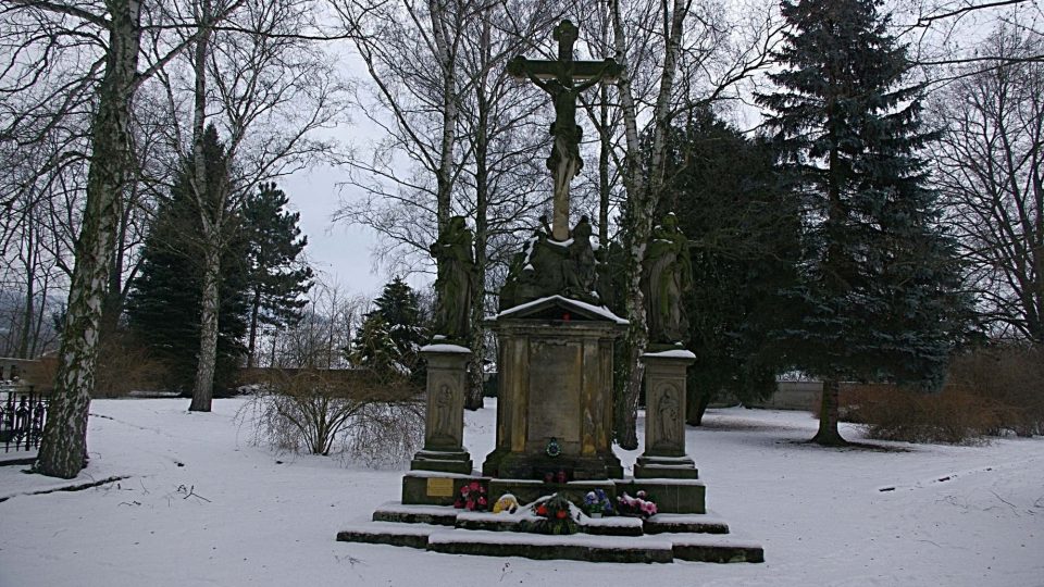 Libina - Kalvarie na hřbitově z roku 1836