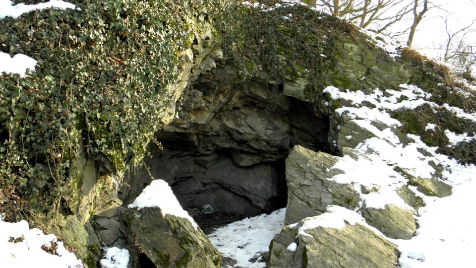 Čechy pod Kosířem - umělá jeskyně