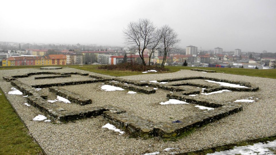 Rekonstrukce základů prvního biskupského kostela na Moravě