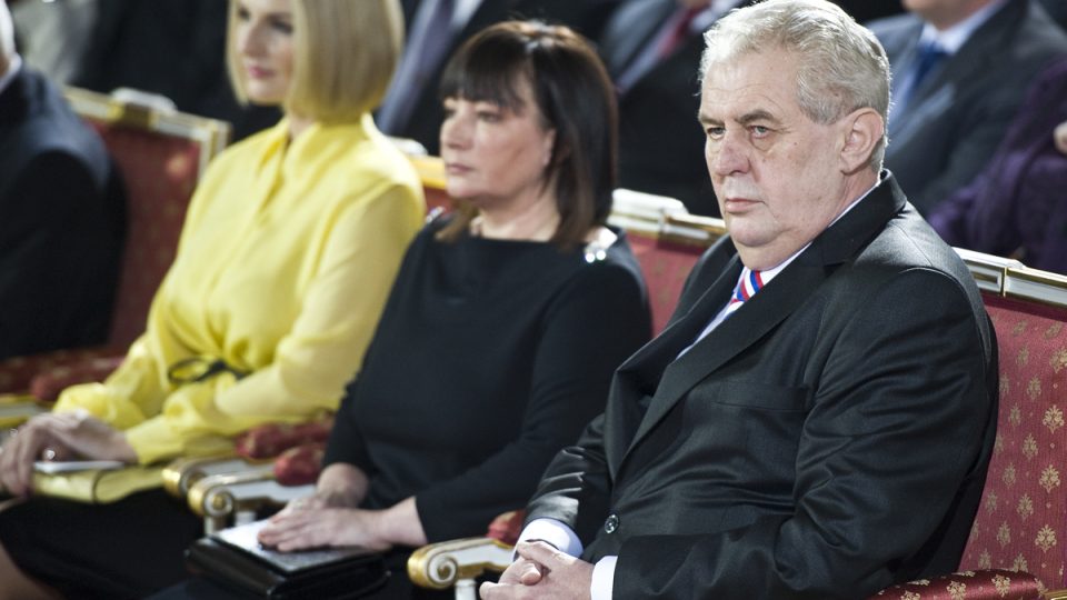 Inaugurace nového prezidenta, Miloš Zeman s manželkou Ivanou a dcerou Kateřinou