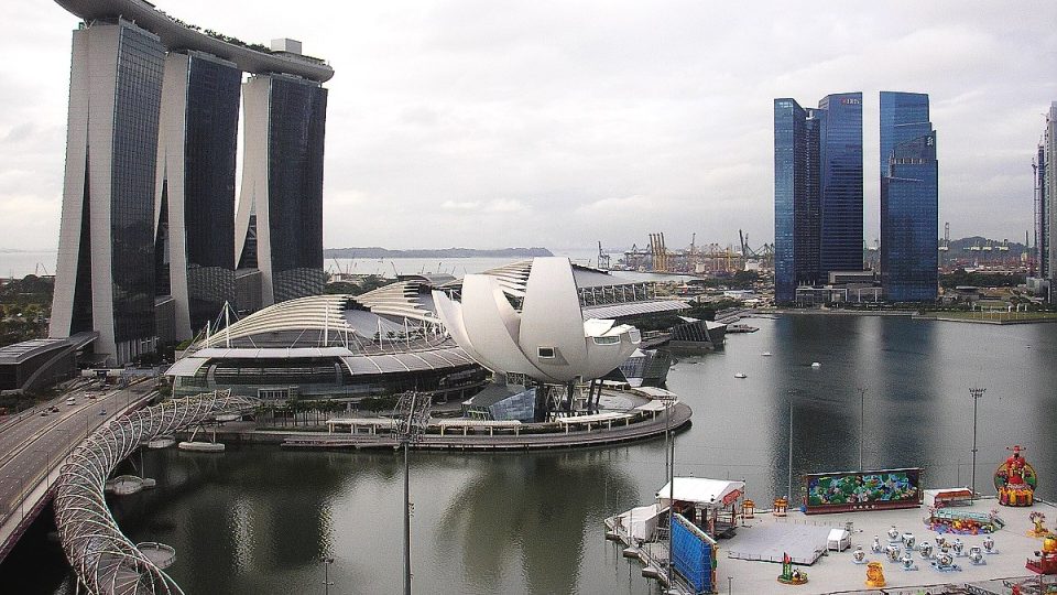 Singapur chce být multikulturní a zároveň mít svůj rozvoj pod kontrolou