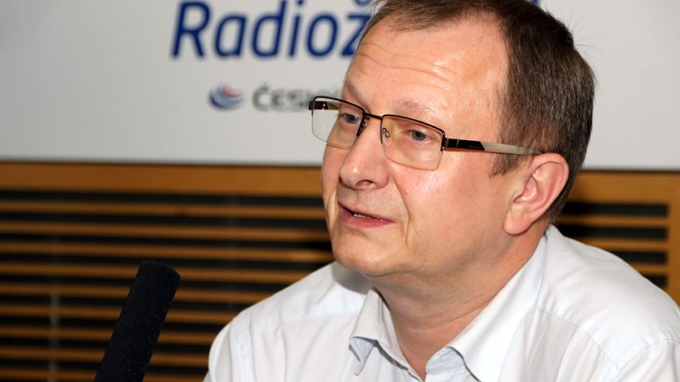 Přednosta Kliniky zobrazovacích metod Miloslav Roček byl hostem Radiožurnálu