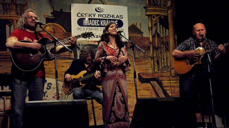 Koncert Stráníků v Country clubu Lucie v Hradci Králové Koncert Stráníků v Country clubu Lucie v Hradci Králové