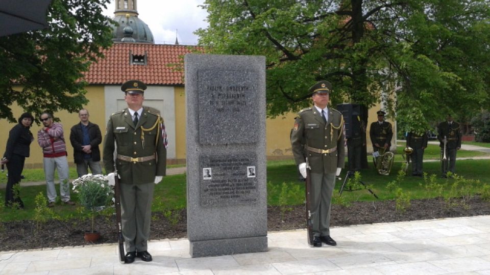 Pomník Josefa Líkaře a Václava Řeháka