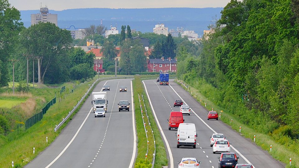 Silnice z Pardubic do Hradce Králové