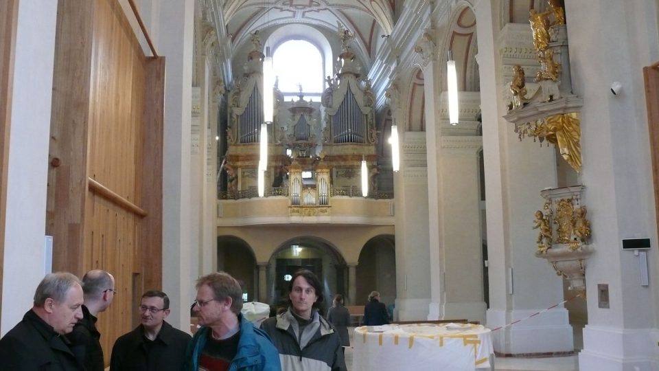 V sobotu 1. června katedrálu otevře mše, kterou bude sloužit českobudějovický biskup Jiří Paďour