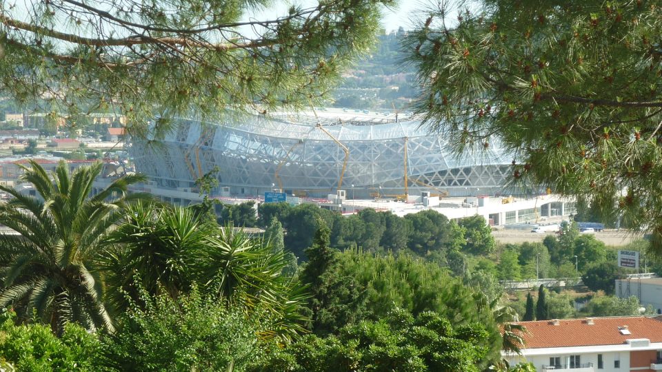 Fotbalový stadión Allianz-Riviera