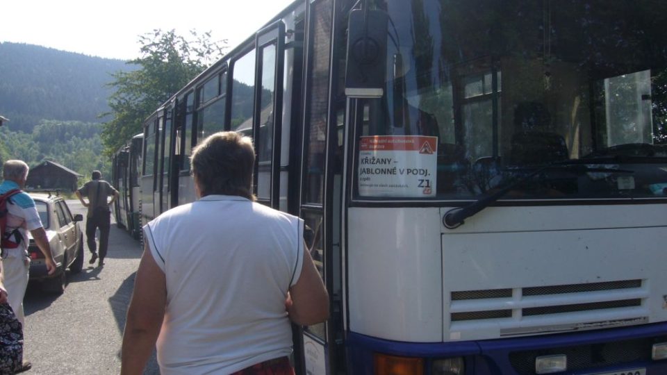 Přistavené autobusy v Křižanech