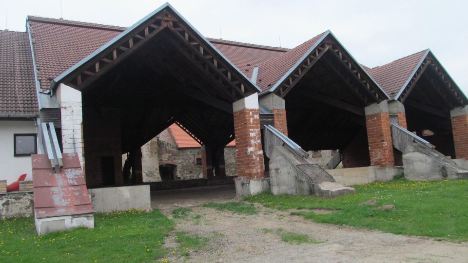 Bývalý hotel Kestřanka v obci Kestřany 