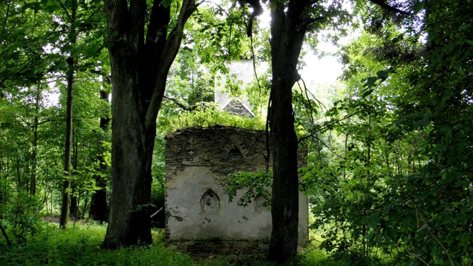 Kaple sv. Anny, která přináležela obci Hutov