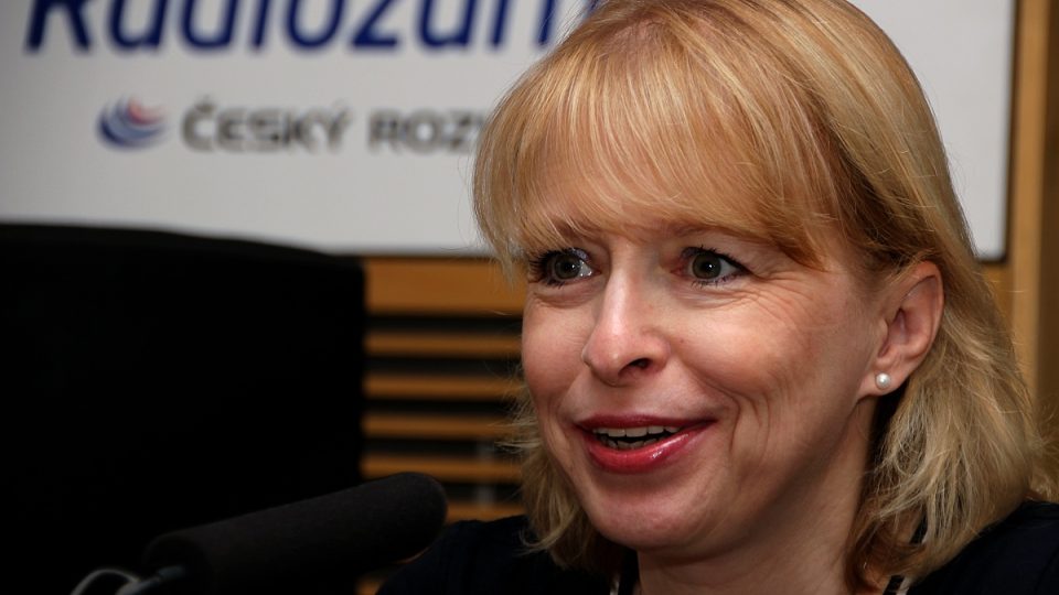 Advokátka a bývalá politička Hana Marvanová přijala pozvání Lucie Výborné do studia Radiožurnálu