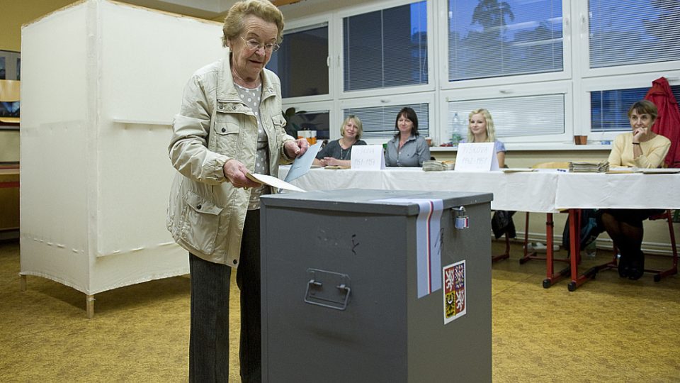 Hlasování ve sněmovních volbách 2013