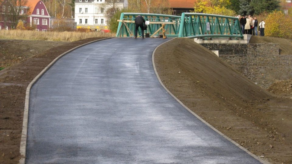 Výstavba nového úseku hlavní karlovarské cyklostezky