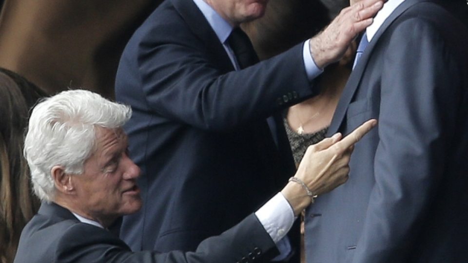 Rozloučení s Nelsonem Mandelou: Bill Clinton, John Major a George W. Bush