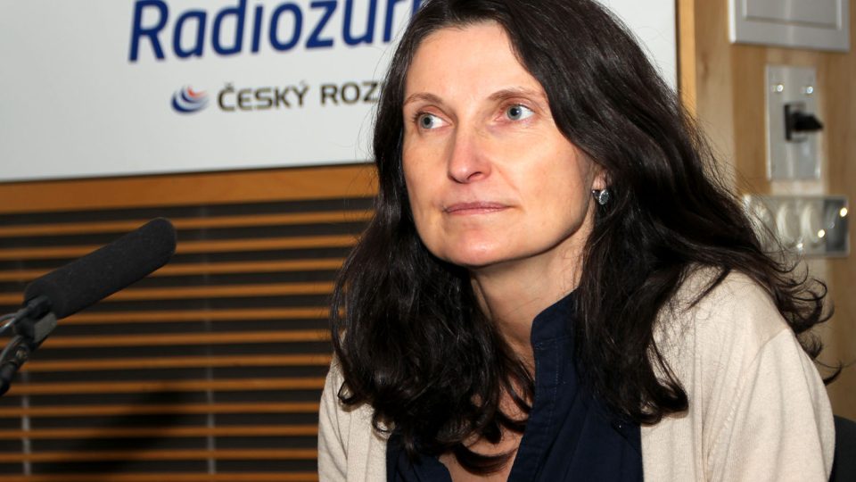 Margit Slimáková mluvila ve vysílání Hosta Radiožurnálu o předvánočním shonu vánočním cukroví