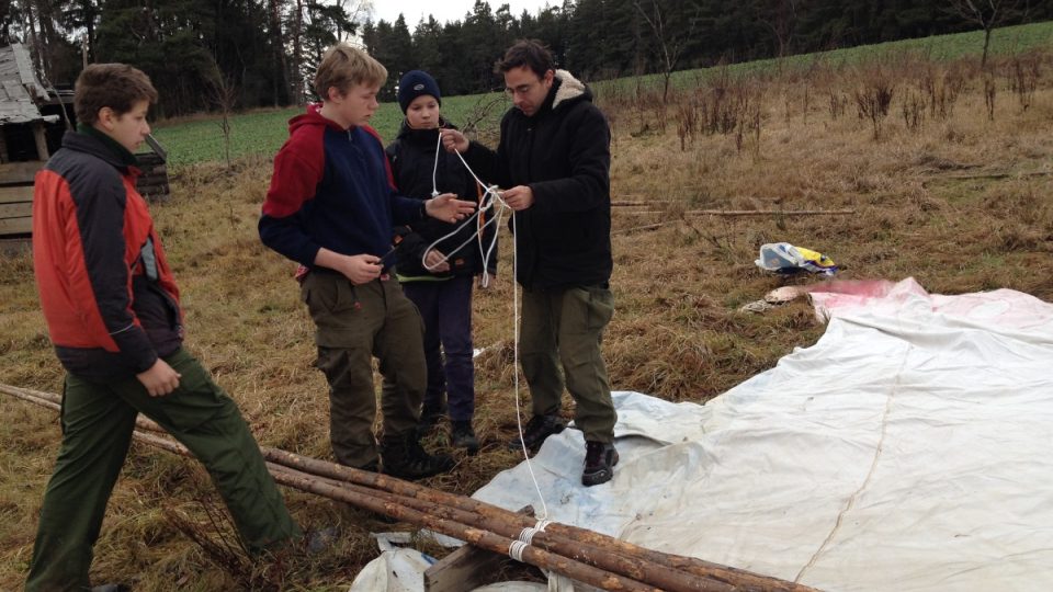 Condor svazuje základnu pro tee-pee