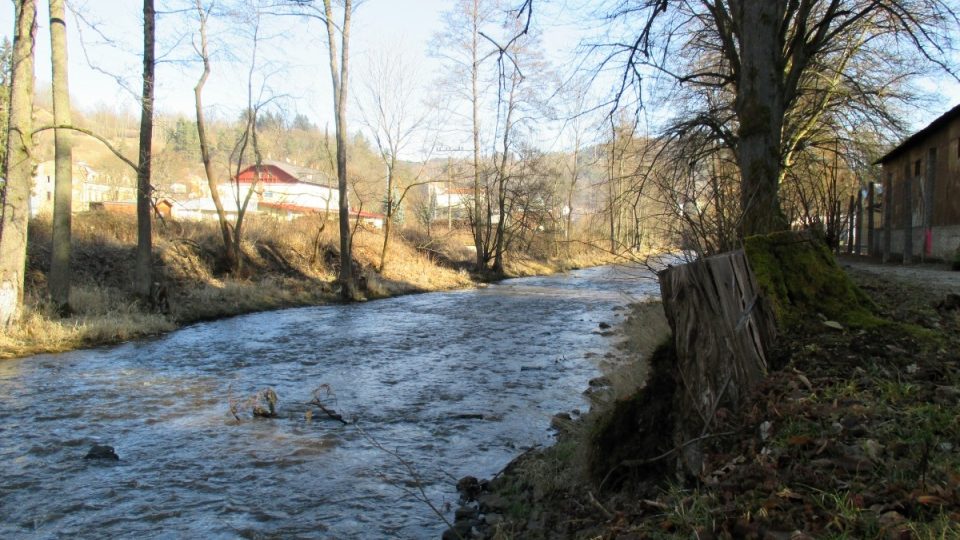 Koryto řeky