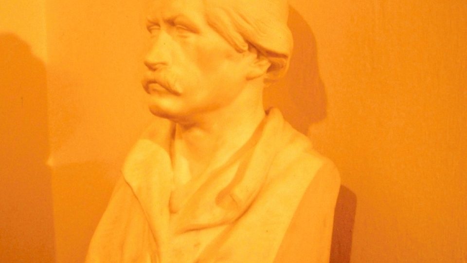 Busta Karla Havlíčka Borovského od sochaře Ladislava Šalouna
