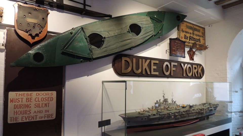 Muzeum britského námořnictva v Porthmouthu kombinuje tradiční expoziční prvky s moderními